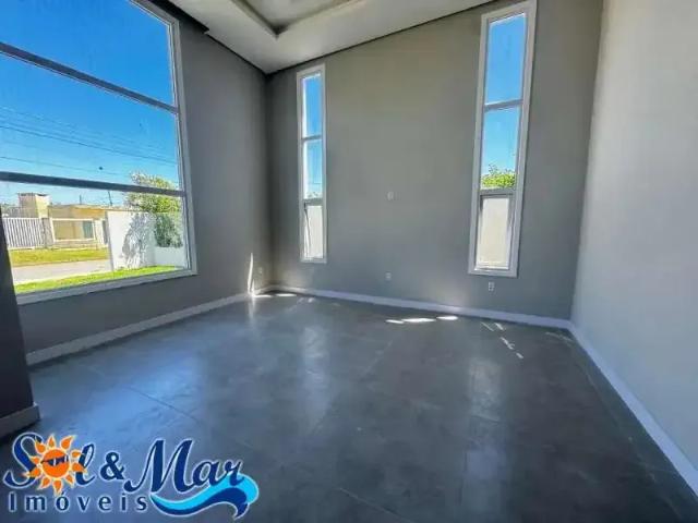Casa / Sobrado para Venda em Imbé/RS Centro 3 Quartos