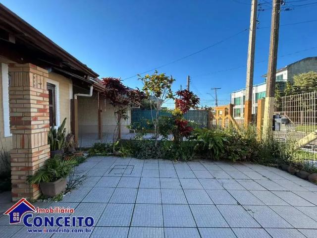 Casa / Sobrado para Venda em Imbé/RS Centro 4 Quartos