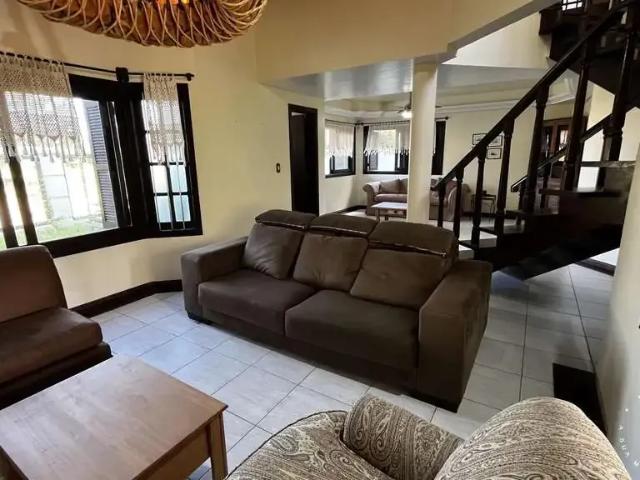 Casa / Sobrado para Venda em Imbé/RS Centro 4 Quartos
