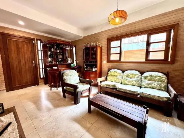Casa / Sobrado para Venda em Imbé/RS Centro 4 Quartos