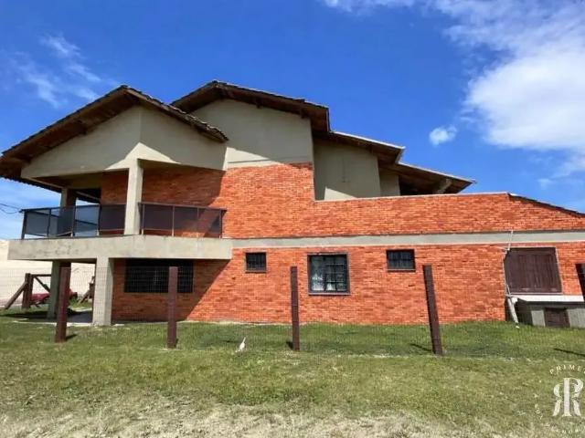 Casa / Sobrado para Venda em Imbé/RS Centro 4 Quartos