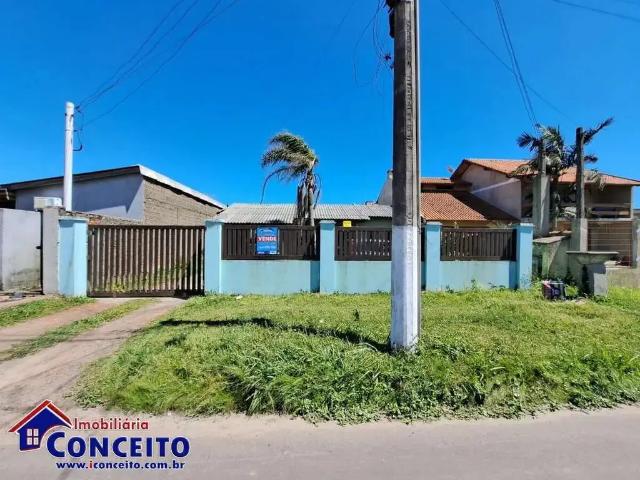 Casa / Sobrado para Venda em Imbé/RS Centro 4 Quartos