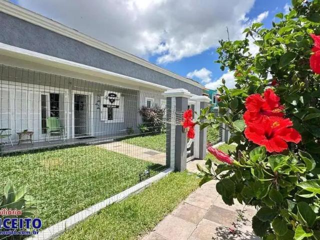 Casa / Sobrado para Venda em Imbé/RS Centro 5 Quartos
