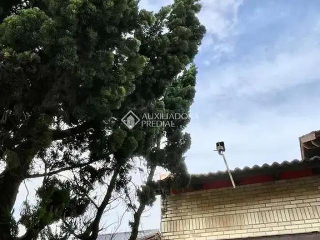 Casa / Sobrado para Venda em Imbé/RS Centro 8 Quartos