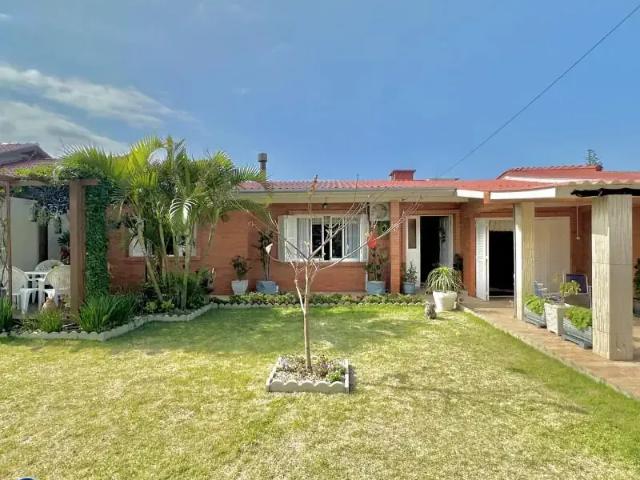 Casa / Sobrado para Venda em Imbé/RS Santa Terezinha Distrito 3 Quartos