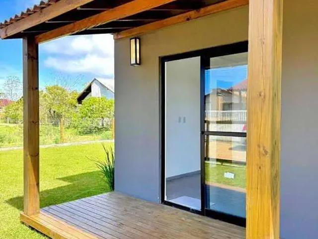 Casa / Sobrado para Venda em Imbituba/SC Arroio Rosa 2 Quartos