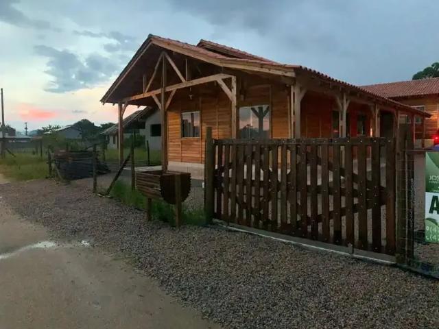 Casa / Sobrado para Venda em Imbituba/SC Ibiraquera 5 Quartos