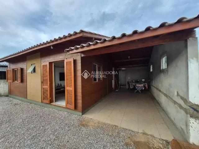 Casa / Sobrado para Venda em Imbituba/SC Povoado de Nova Brasília 3 Quartos