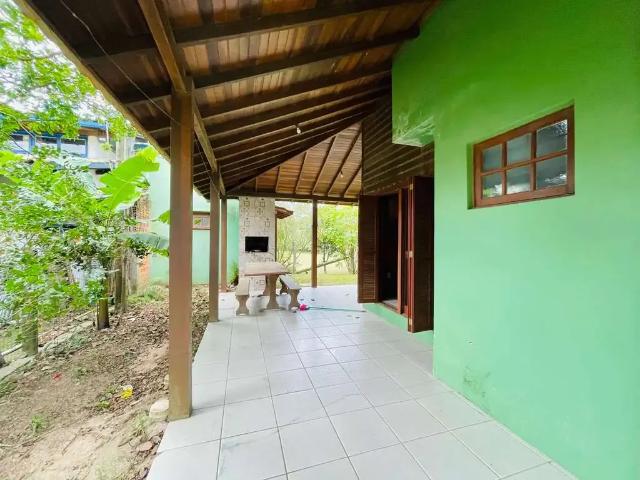 Casa / Sobrado para Venda em Imbituba/SC Praia do Rosa 4 Quartos