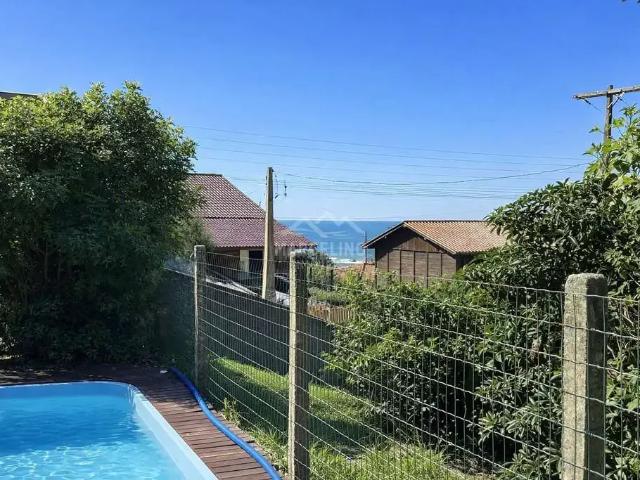 Casa / Sobrado para Venda em Imbituba/SC Ribanceira 2 Quartos