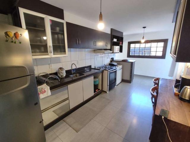 Casa / Sobrado para Venda em Imbituba/SC Vila Nova 7 Quartos