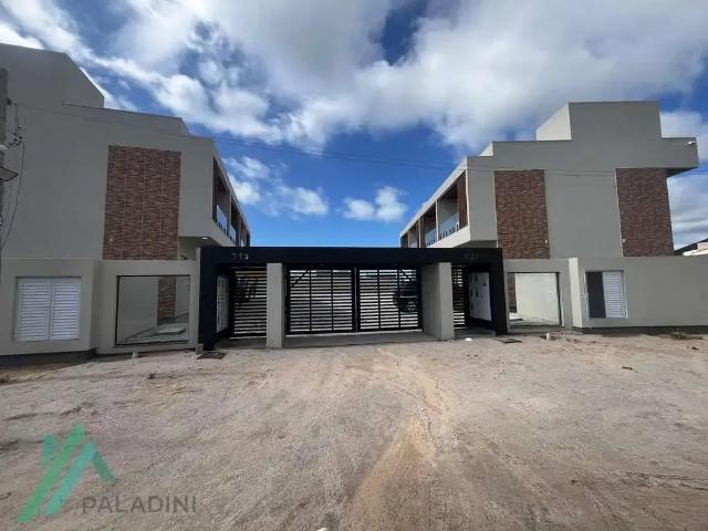 Casa / Sobrado para Venda em Imbituba/SC Village 2 Quartos