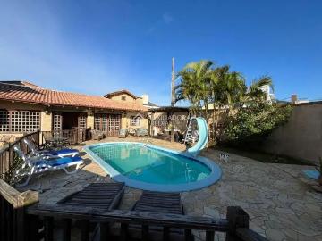 Casa / Sobrado para Venda em Imbituba/SC Village 4 Quartos