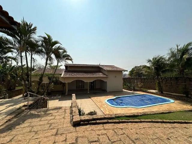 Casa / Sobrado para Venda em Indaiatuba/SP Colinas de Indaiatuba II 3 Quartos