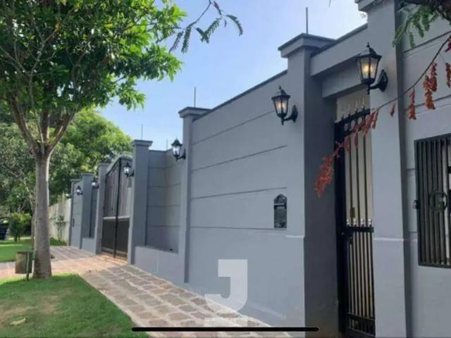 Casa / Sobrado para Venda em Indaiatuba/SP Colinas de Indaiatuba 4 Quartos