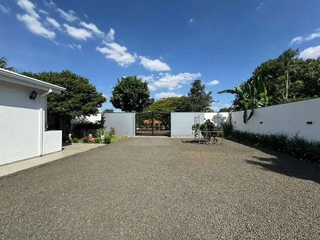 Casa / Sobrado para Venda em Indaiatuba/SP Colinas de Indaiatuba 6 Quartos