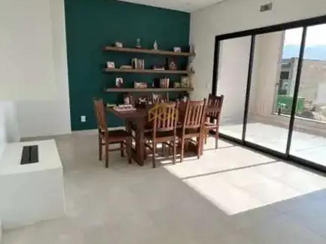 Casa / Sobrado para Venda em Indaiatuba/SP Caldeira 3 Quartos