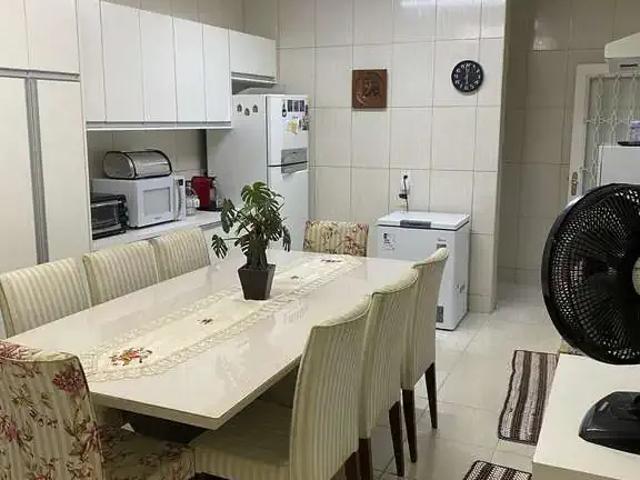 Casa / Sobrado para Venda em Indaiatuba/SP Centro 4 Quartos