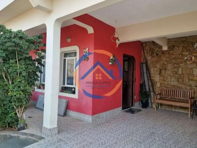 Casa / Sobrado para Venda em Indaiatuba/SP Jardim Marina 4 Quartos