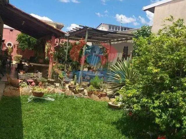 Casa / Sobrado para Venda em Indaiatuba/SP Jardim Califórnia 4 Quartos