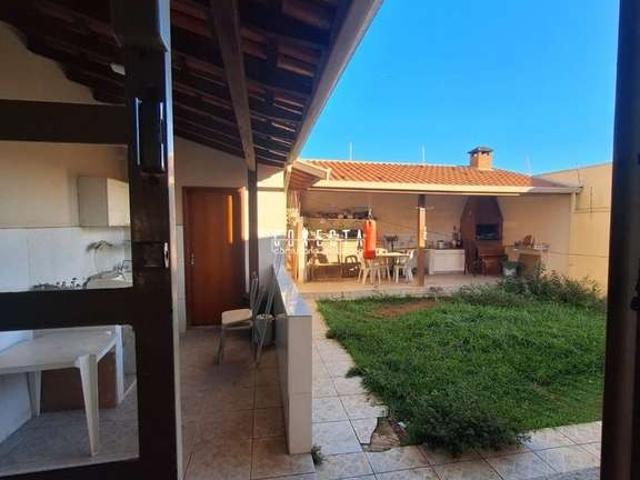 Casa / Sobrado para Venda em Indaiatuba/SP Jardim Regente 3 Quartos