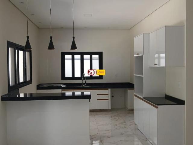 Casa / Sobrado para Venda em Indaiatuba/SP Jardins Di Roma 3 Quartos