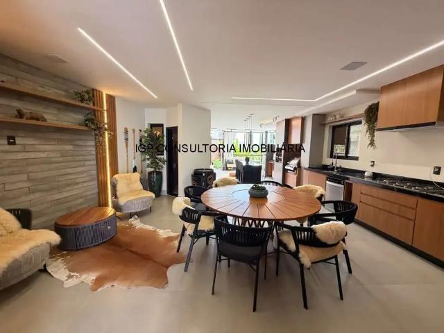 Casa / Sobrado para Venda em Indaiatuba/SP Vila Inglesa 4 Quartos