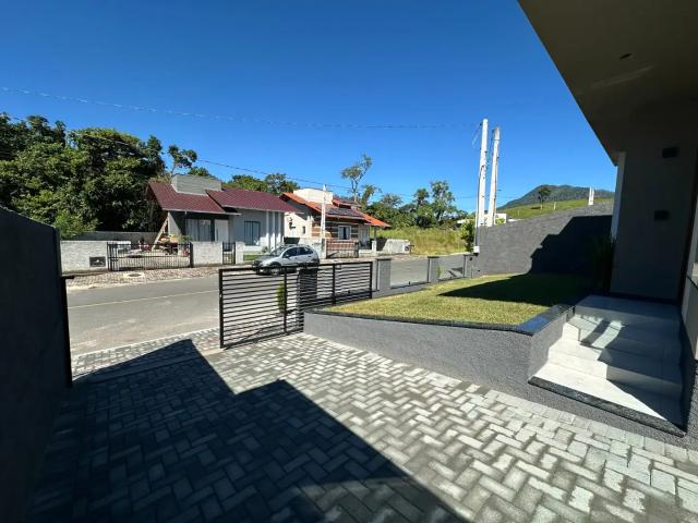 Casa / Sobrado para Venda em Indaial/SC João Paulo II 3 Quartos