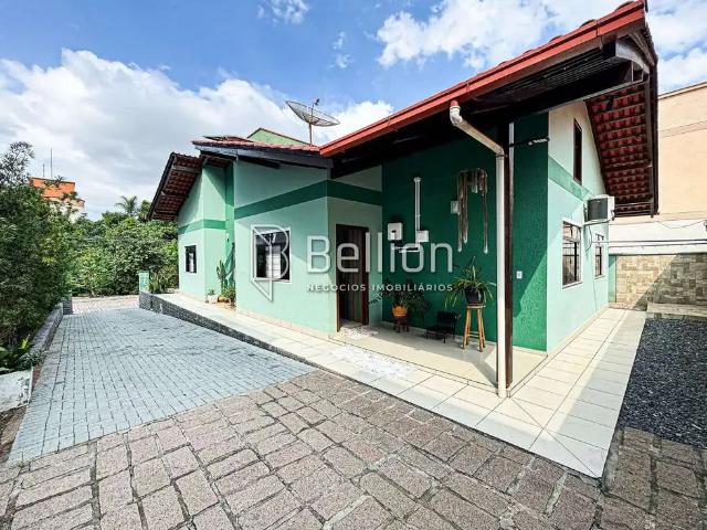 Casa / Sobrado para Venda em Indaial/SC Nações 3 Quartos