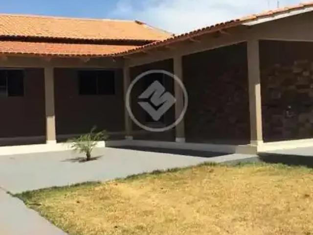 Casa / Sobrado para Venda em Inhumas/GO Jardim Suiço 3 Quartos