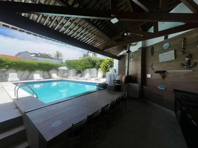 Casa / Sobrado para Venda em Ipojuca/PE Porto de Galinhas 5 Quartos