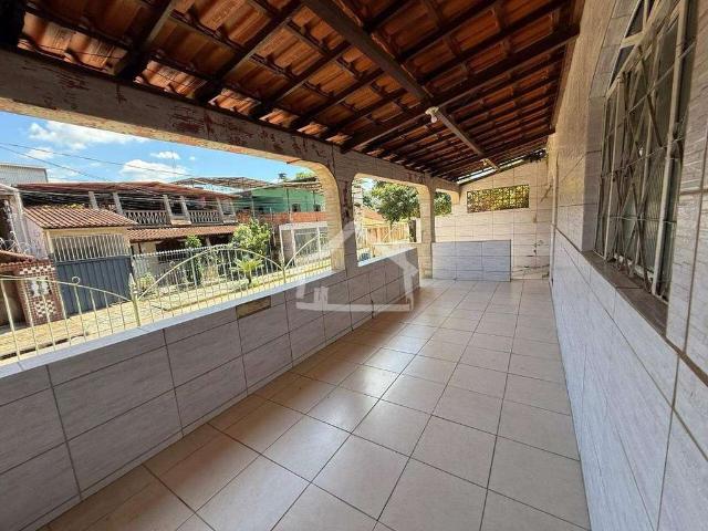 Casa / Sobrado para Venda em Ipatinga/MG Bom Jardim 3 Quartos