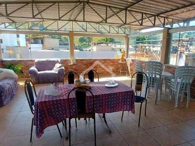 Casa / Sobrado para Venda em Ipatinga/MG Bom Jardim 3 Quartos