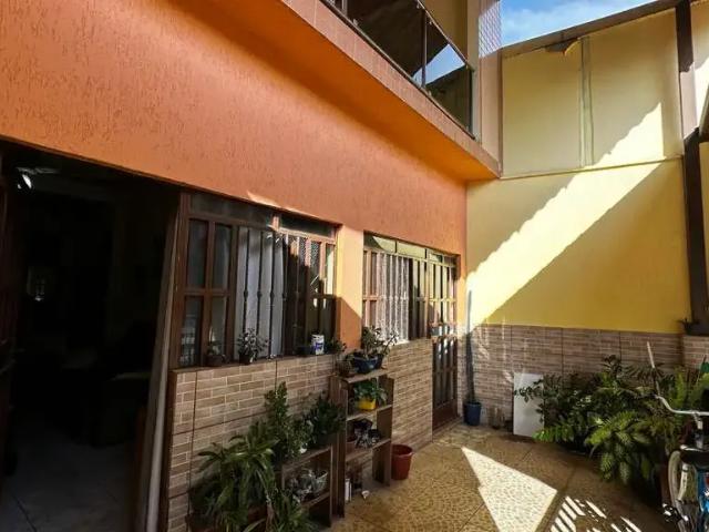 Casa / Sobrado para Venda em Ipatinga/MG Canaã 3 Quartos