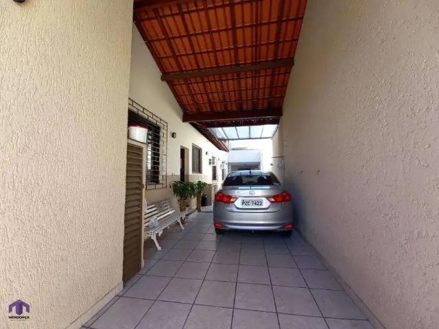 Casa / Sobrado para Venda em Ipatinga/MG Cariru 4 Quartos