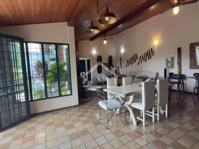 Casa / Sobrado para Venda em Ipatinga/MG Cariru 4 Quartos