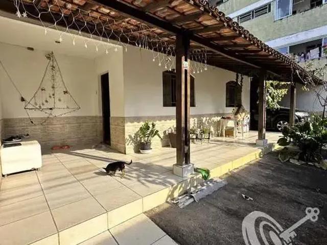 Casa / Sobrado para Venda em Ipatinga/MG Cariru 3 Quartos