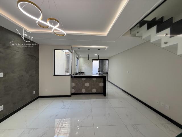 Casa / Sobrado para Venda em Ipatinga/MG Fontes 3 Quartos