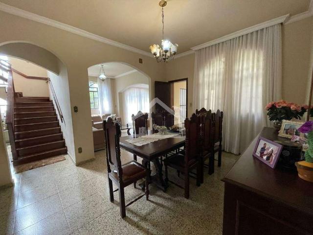 Casa / Sobrado para Venda em Ipatinga/MG Iguaçu 5 Quartos