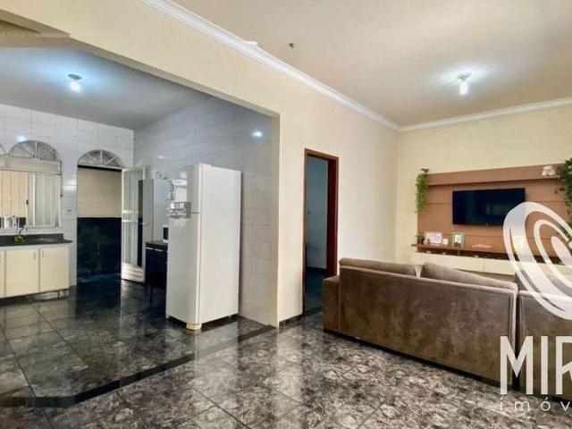 Casa / Sobrado para Venda em Ipatinga/MG Iguaçu 3 Quartos