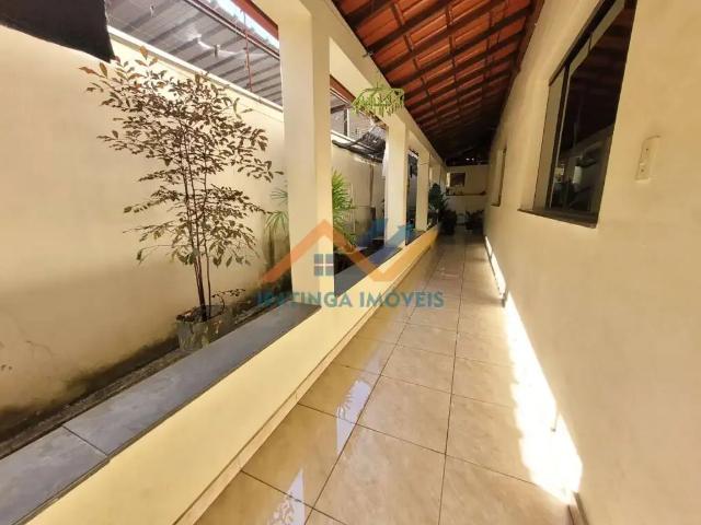 Casa / Sobrado para Venda em Ipatinga/MG Veneza 4 Quartos