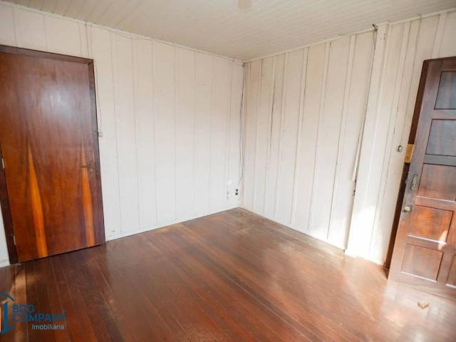 Casa / Sobrado para Venda em Irati/PR Centro 2 Quartos