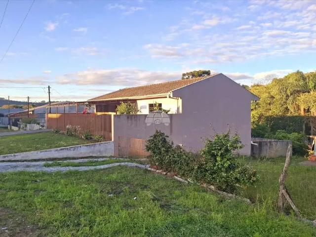Casa / Sobrado para Venda em Irati/PR Rio Bonito 2 Quartos