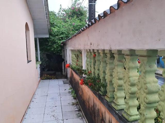 Casa / Sobrado para Venda em Iranduba/AM Centro 3 Quartos