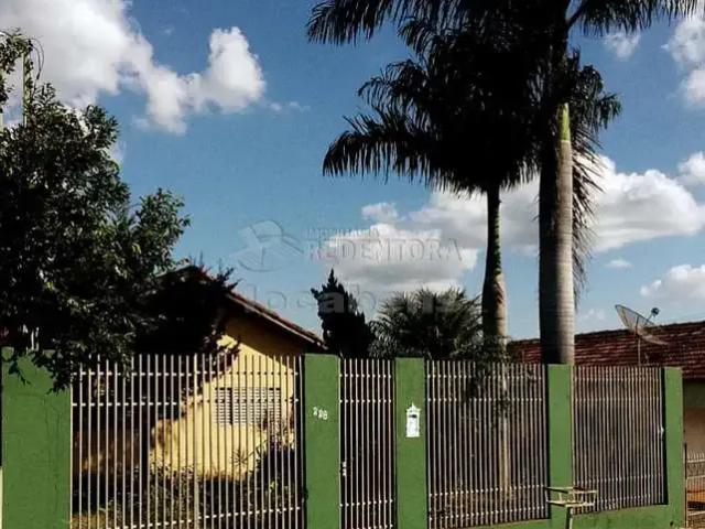 Casa / Sobrado para Venda em Irapuã/SP Centro 3 Quartos