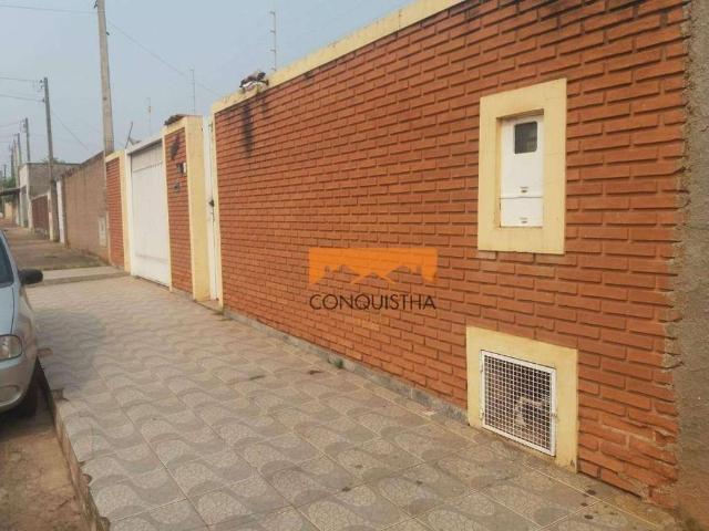 Casa / Sobrado para Venda em Itobi/SP Centro 3 Quartos