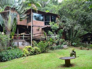 Casa / Sobrado para Venda em Itatiaia/RJ Jardim Martineli 4 Quartos