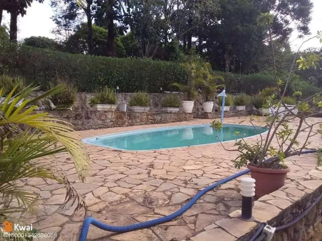 Casa / Sobrado para Venda em Itatiaiuçu/MG Zona Rural 5 Quartos