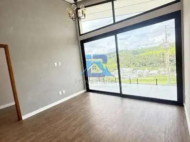 Casa / Sobrado para Venda em Itatiba/SP Bairro Itapema 3 Quartos