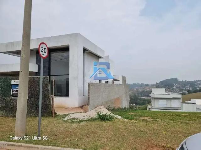 Casa / Sobrado para Venda em Itatiba/SP Bairro Itapema 3 Quartos